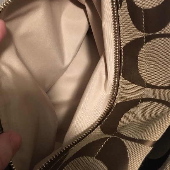 Coach signature shoulder bag - Picture 5 of 8